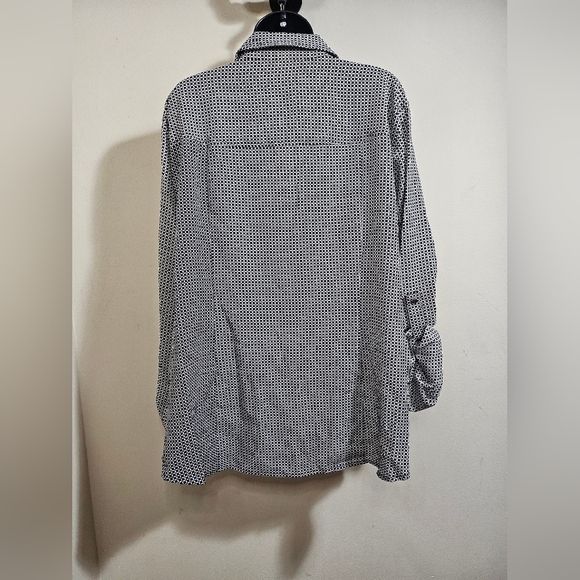 NEW Michael Kors Geometric Black White Full Zip-Up Blouse 3X - Picture 9 of 13